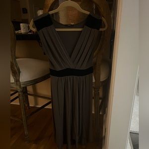 Suprano sleeveless dress